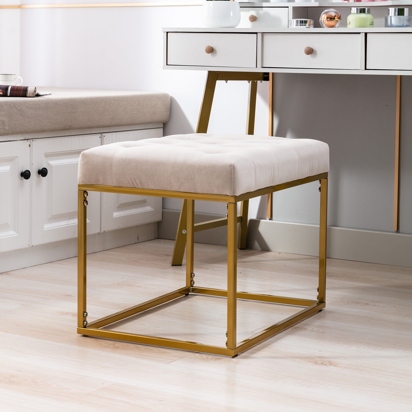 Living room Tufted Ottoman