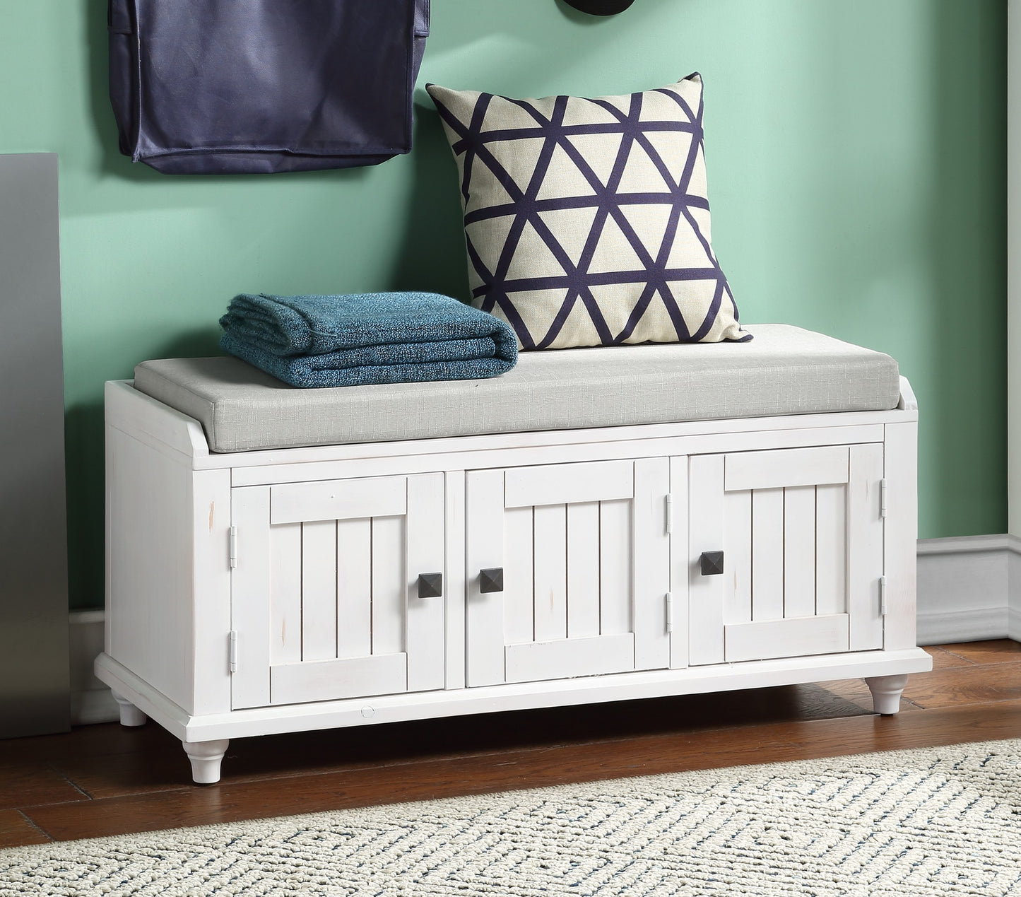 Homes Collection Wood Storage Bench with 2 Cabinets